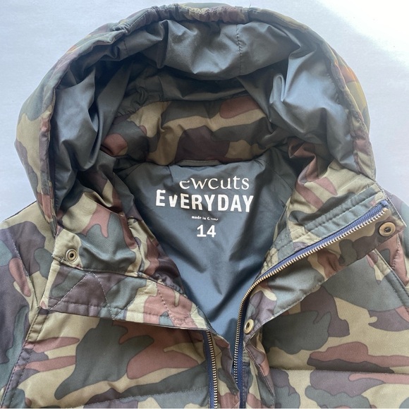 J Crew Crewcuts Down Feather Puffer Jacket Camo Hooded Parka Size 14 - Picture 3 of 12